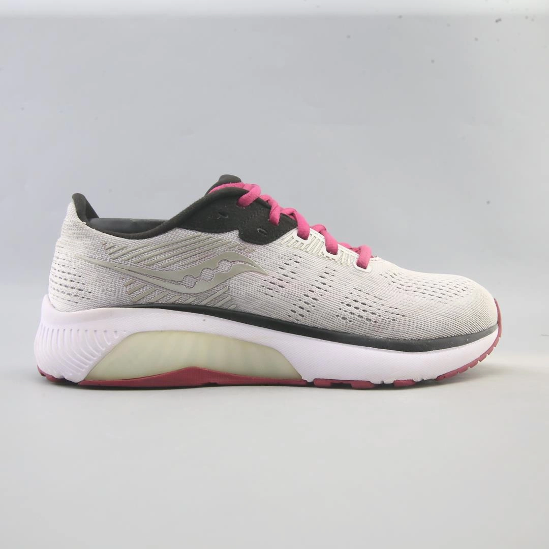 SAUCONY GUIDE 14 Saucony casual footwear looks