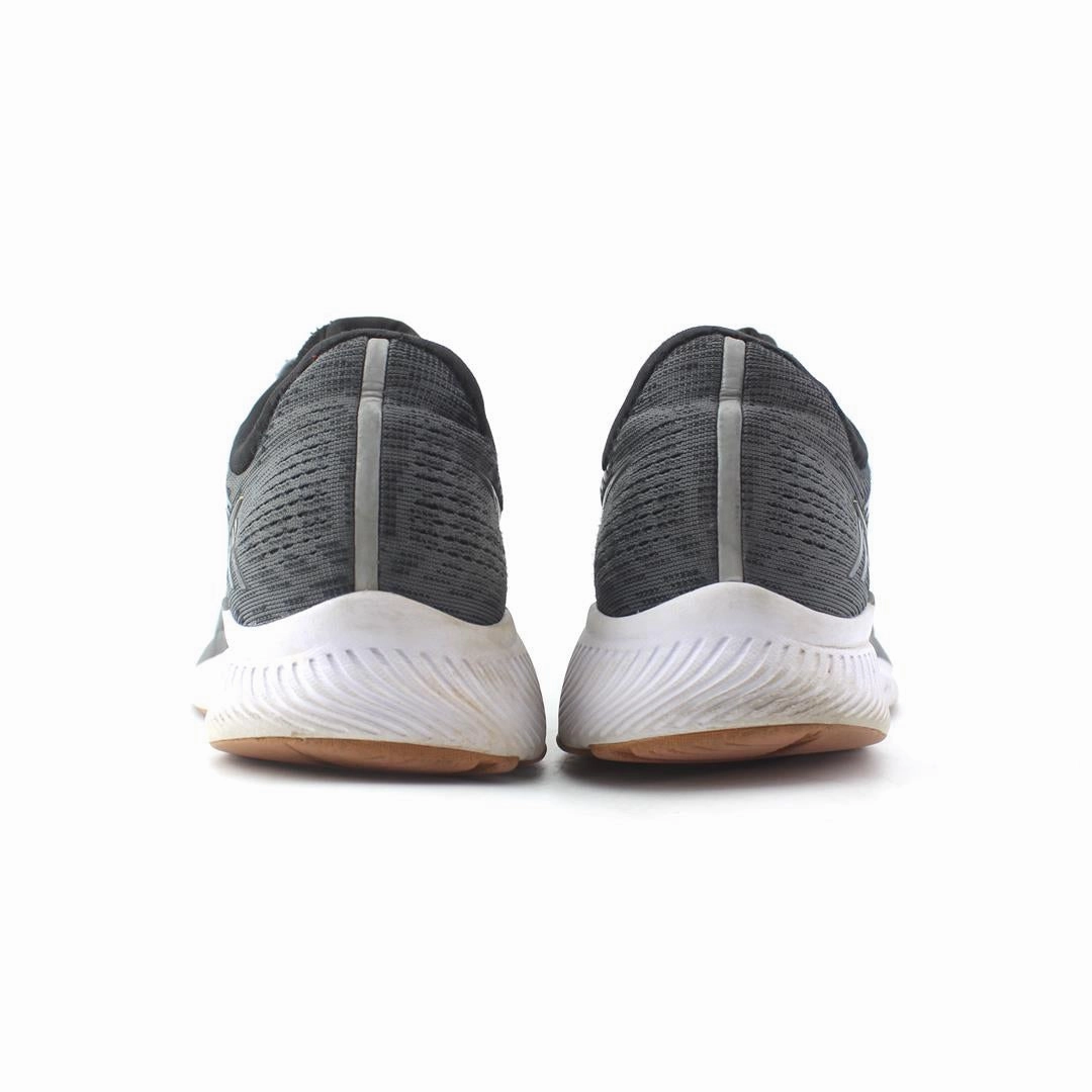 SAUCONY GUIDE  14 Saucony casual footwear looks