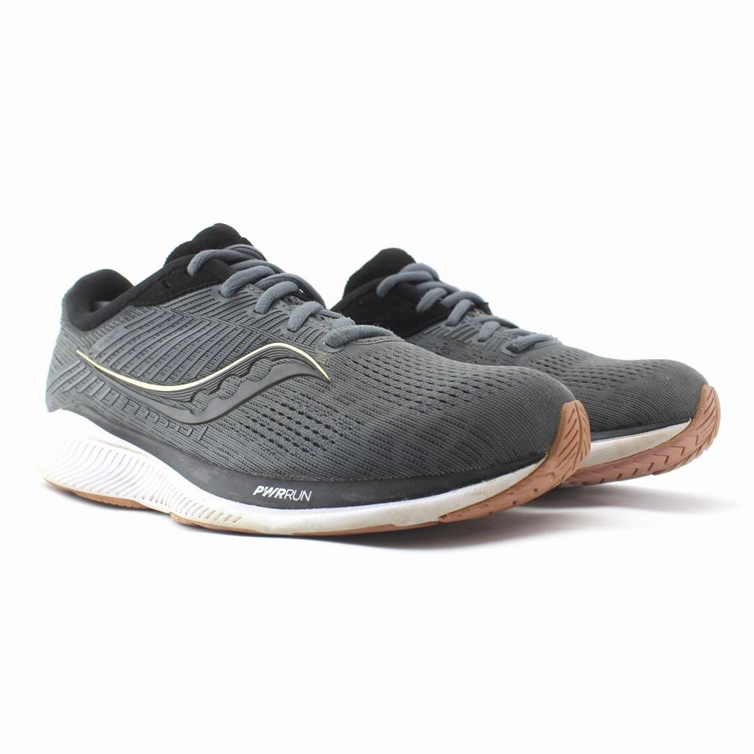 SAUCONY GUIDE  14 Saucony casual footwear looks