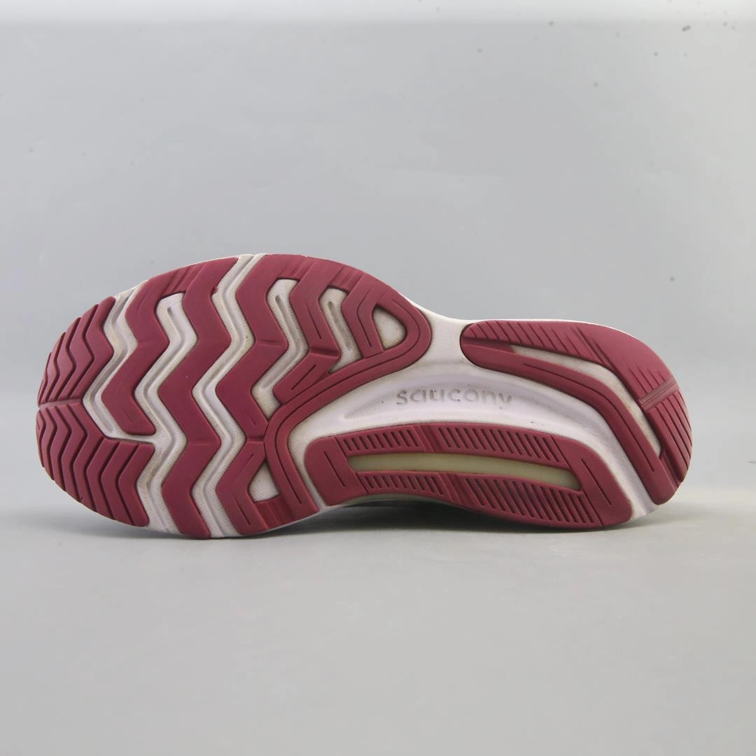 SAUCONY GUIDE 14 Saucony casual footwear looks
