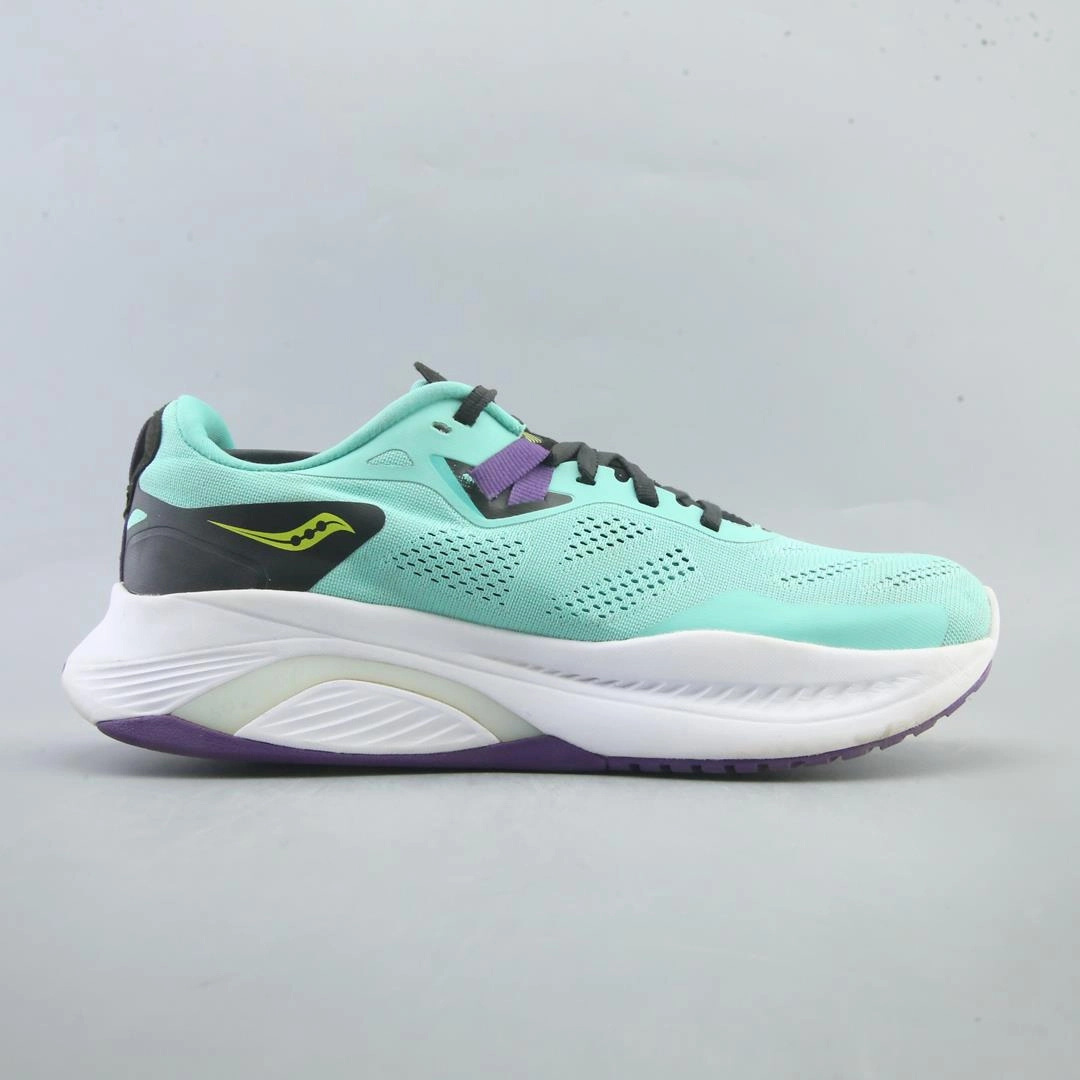 SAUCONY GUIDE 15 Saucony casual footwear looks