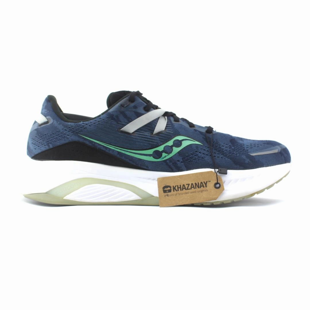 SAUCONY GUIDE 16 Saucony running shoe close-ups
