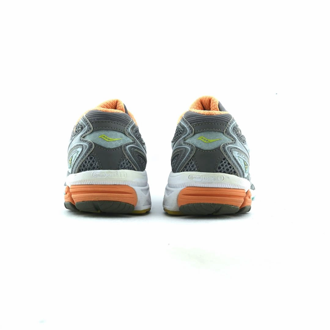 SAUCONY GUIDE 8 Saucony running shoe close-ups