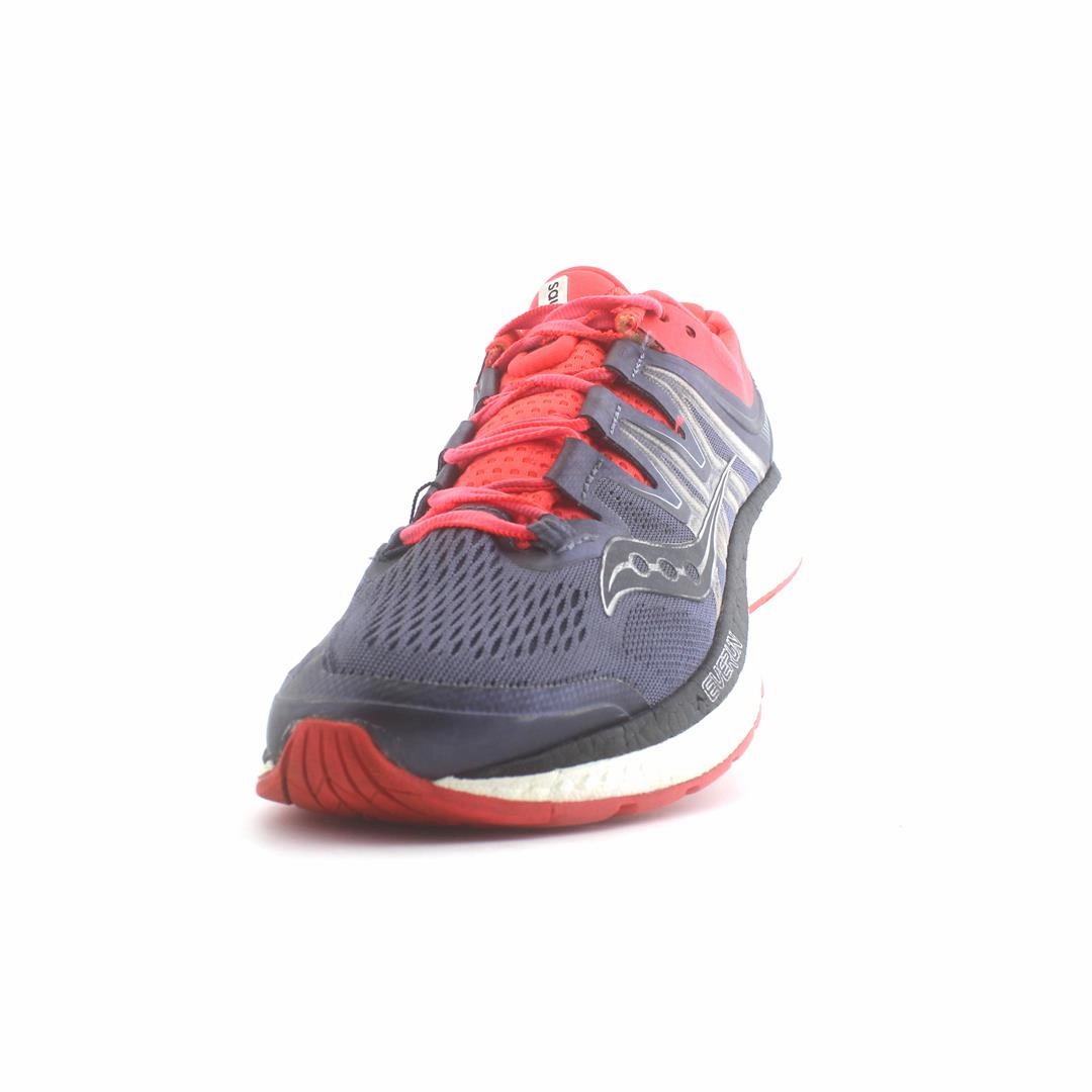 SAUCONY HURRICANE ISO 4 Saucony running shoe close-ups
