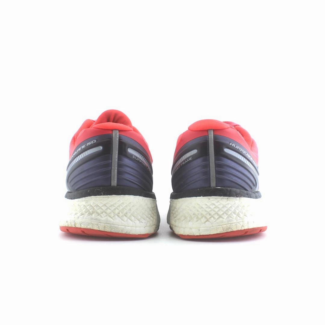SAUCONY HURRICANE ISO 4 Saucony running shoe close-ups