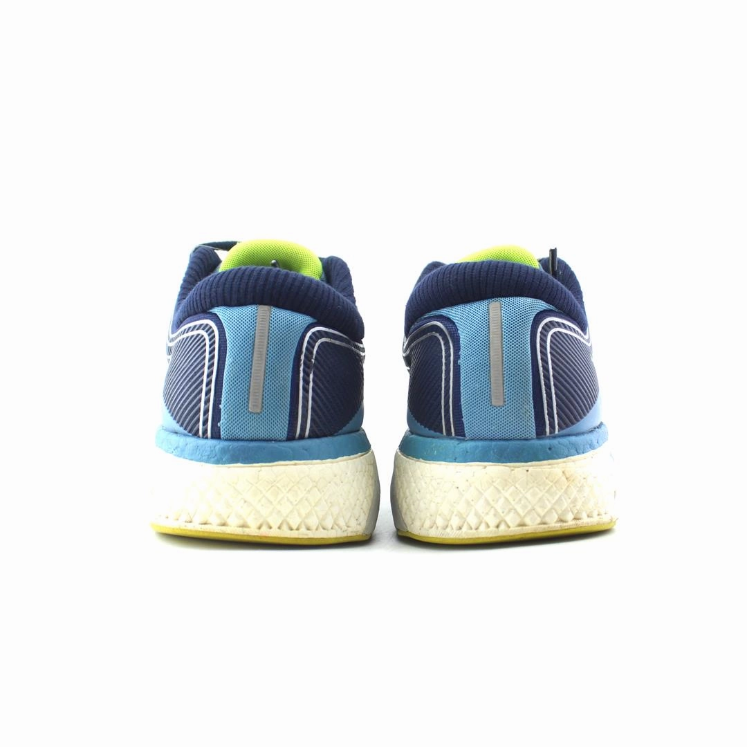 SAUCONY HURRICANE ISO 5 Saucony casual footwear looks