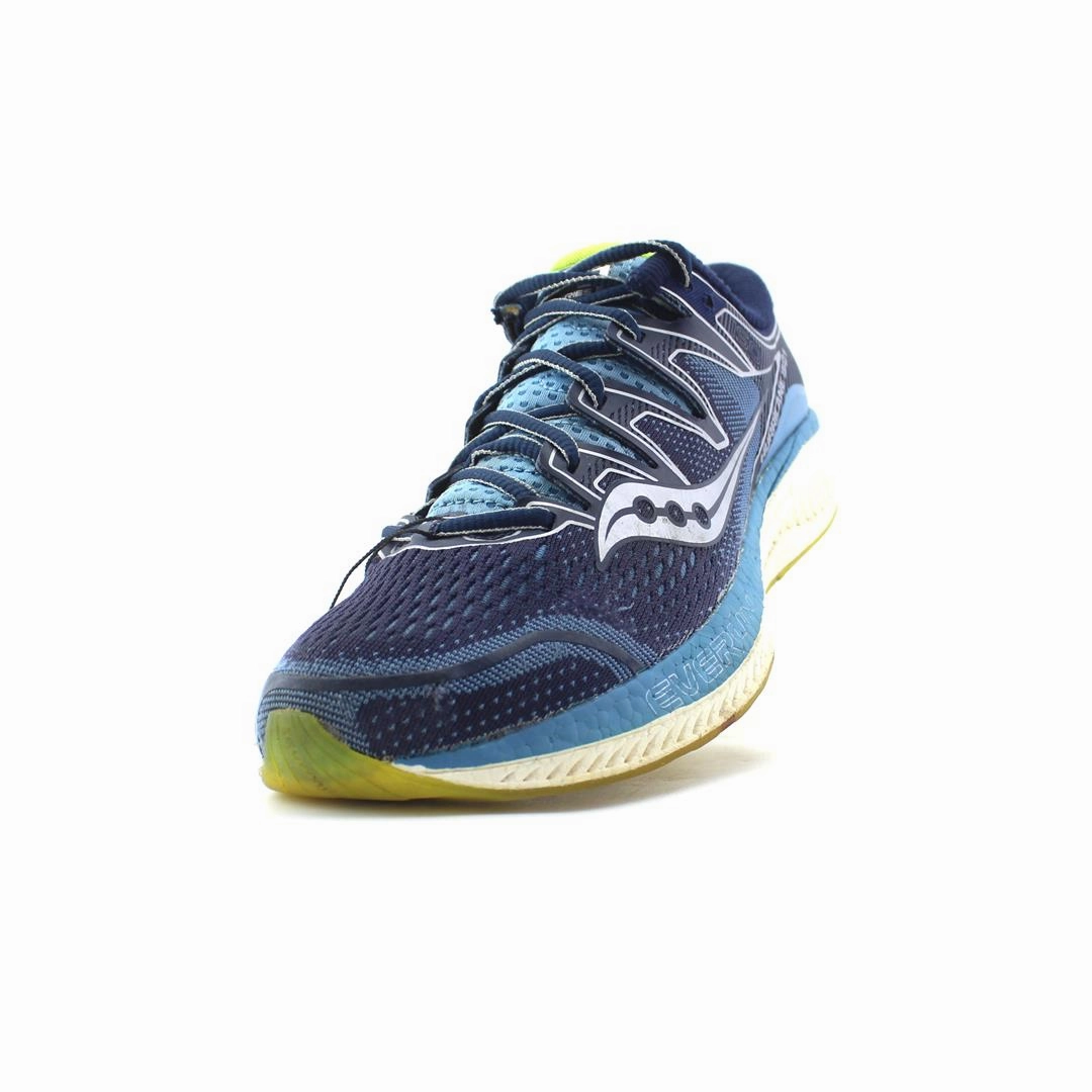 SAUCONY HURRICANE ISO 5 Saucony casual footwear looks
