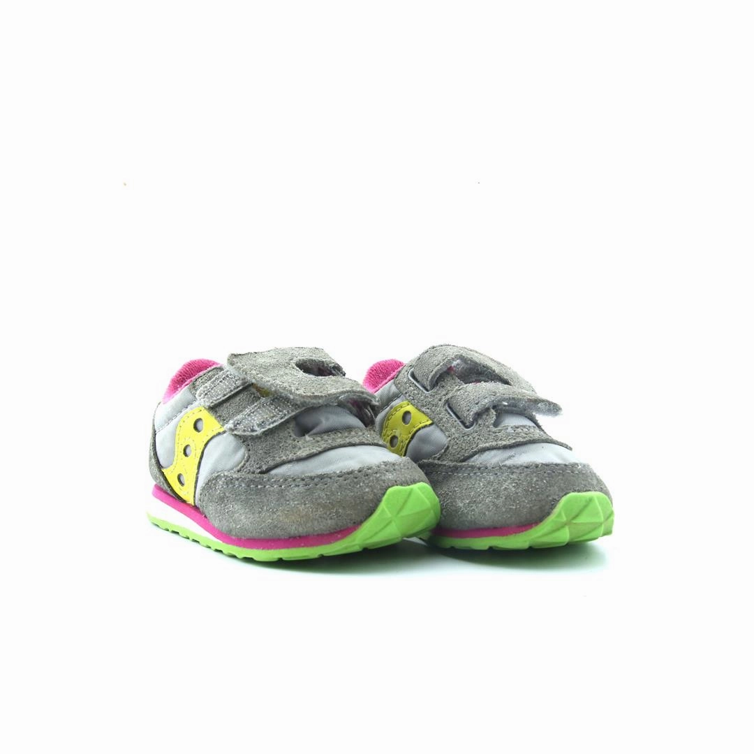 SAUCONY JAZZ LOW PRO Saucony running shoe close-ups