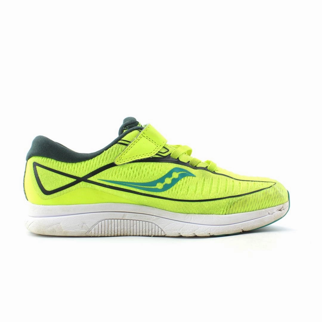 SAUCONY KINVARA 10 Saucony casual footwear looks