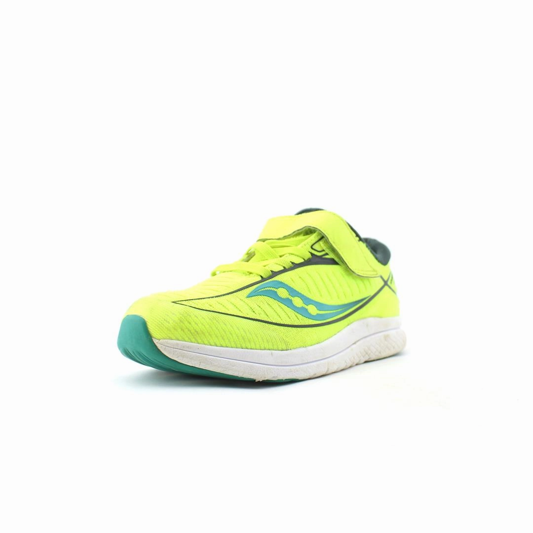SAUCONY KINVARA 10 Saucony casual footwear looks