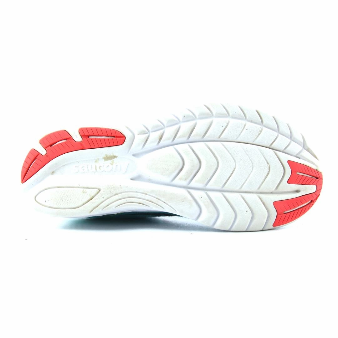 SAUCONY KINVARA 11 Saucony running shoe close-ups