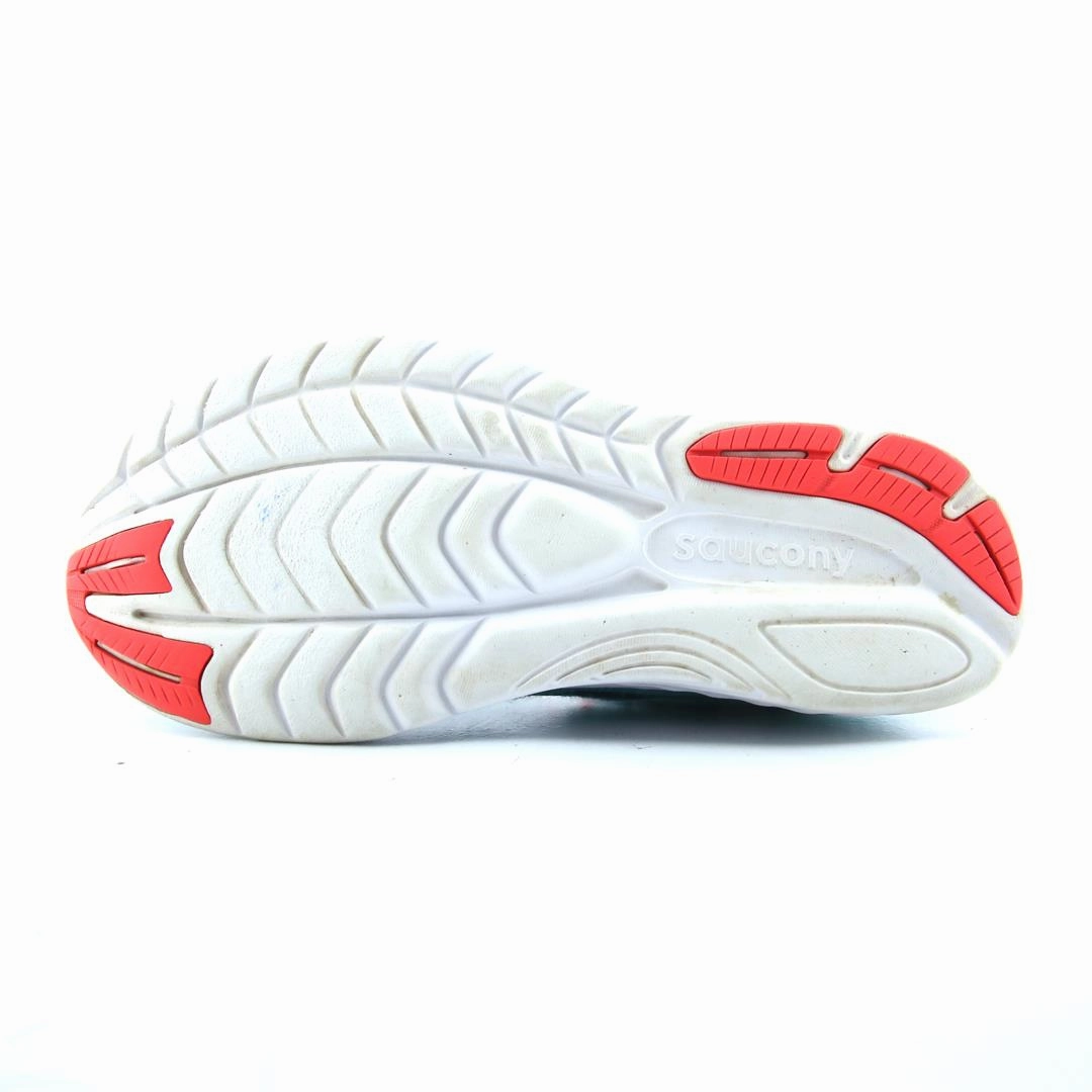 SAUCONY KINVARA 11 Saucony running shoe close-ups