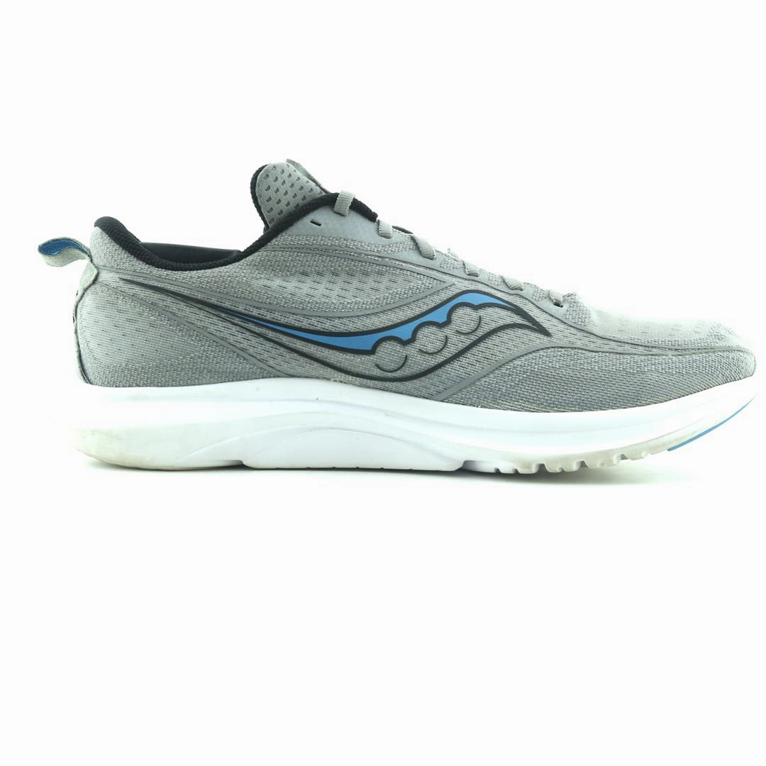 SAUCONY KINVARA 13 Saucony running shoe close-ups