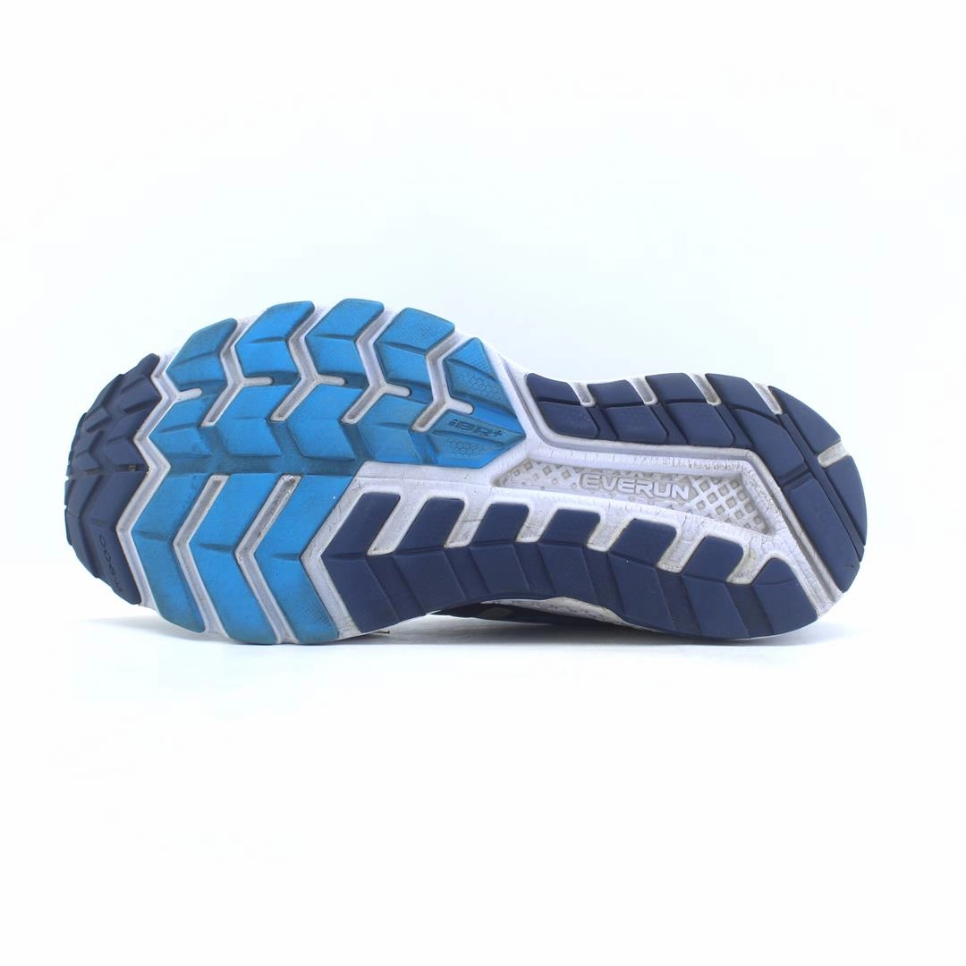 SAUCONY OMNI 16 Saucony sport shoe imagery
