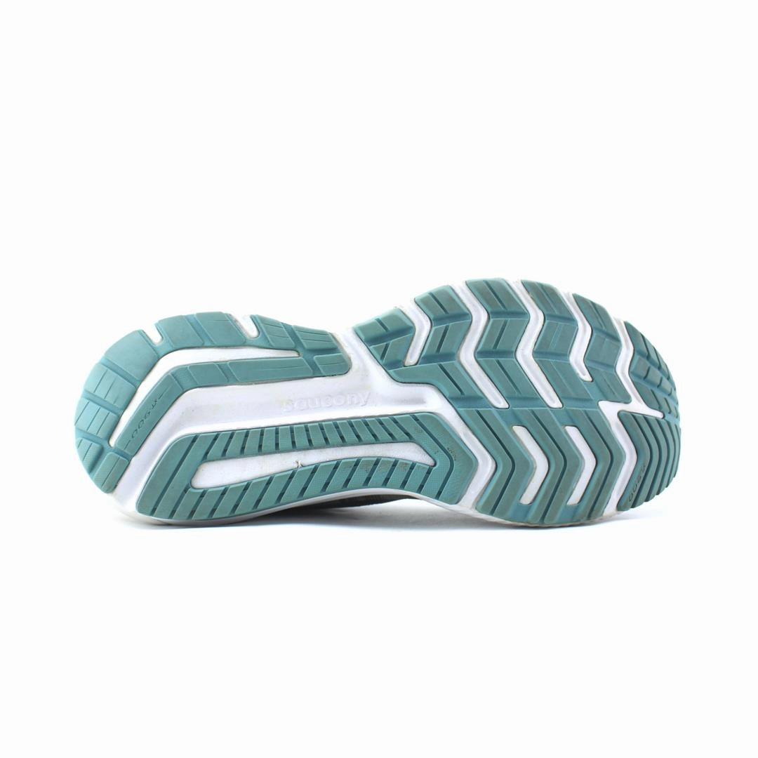 SAUCONY OMNI 21 Saucony casual footwear looks