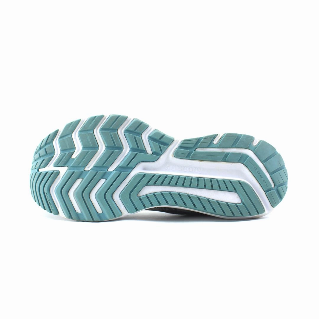 SAUCONY OMNI 21 Saucony casual footwear looks