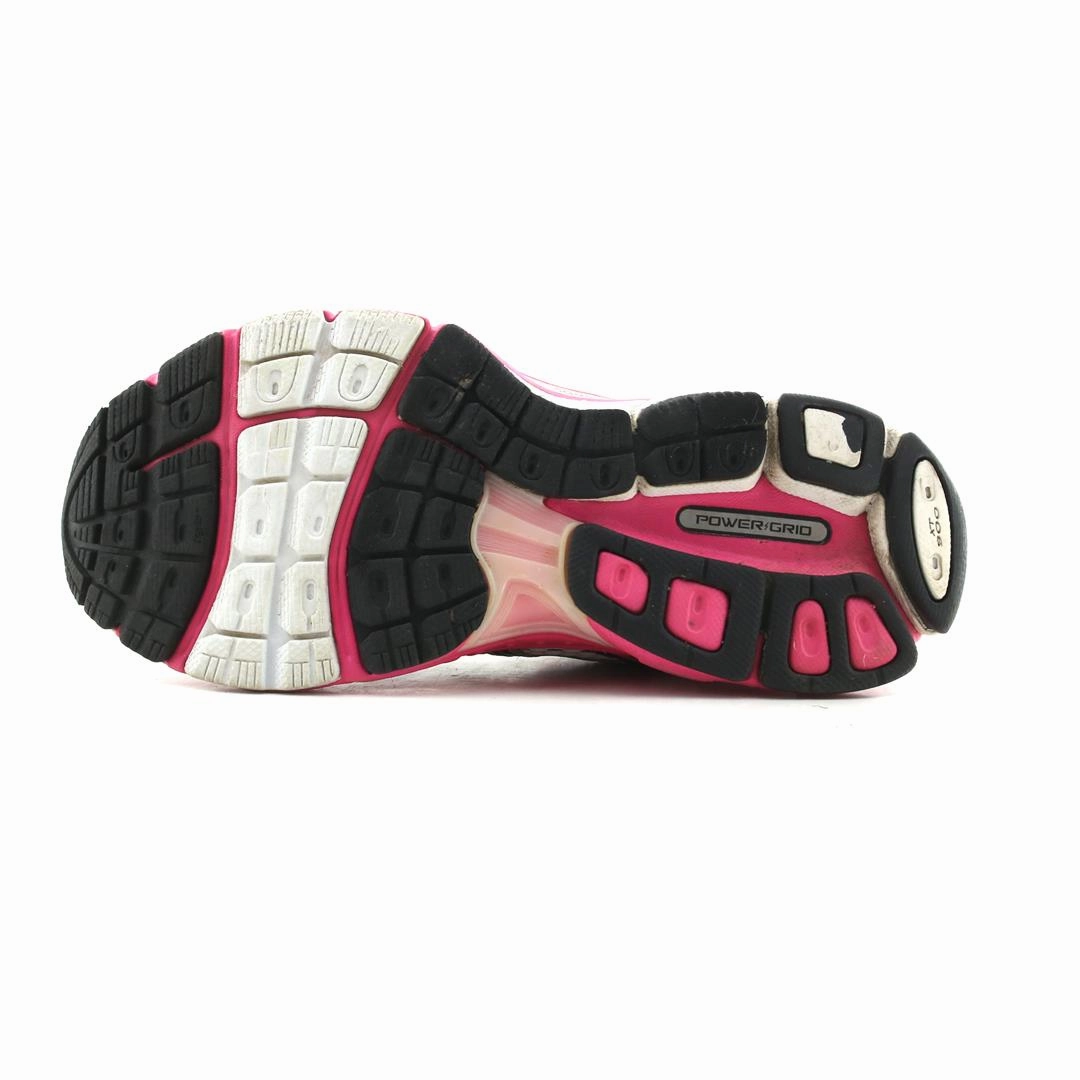 SAUCONY POWERGRID TRIUMPH 9 Saucony casual footwear looks