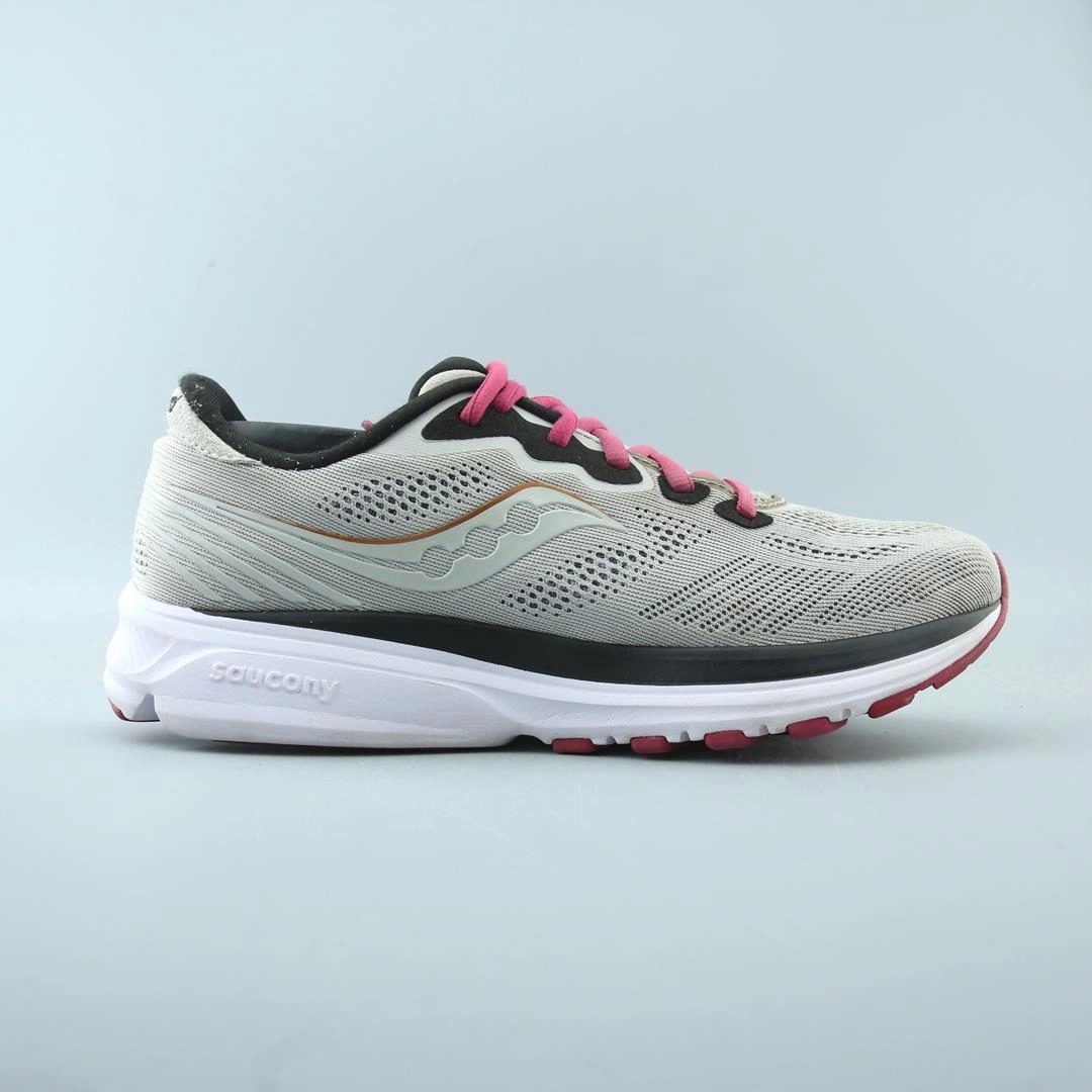 SAUCONY RIDE 14 Saucony running shoe close-ups