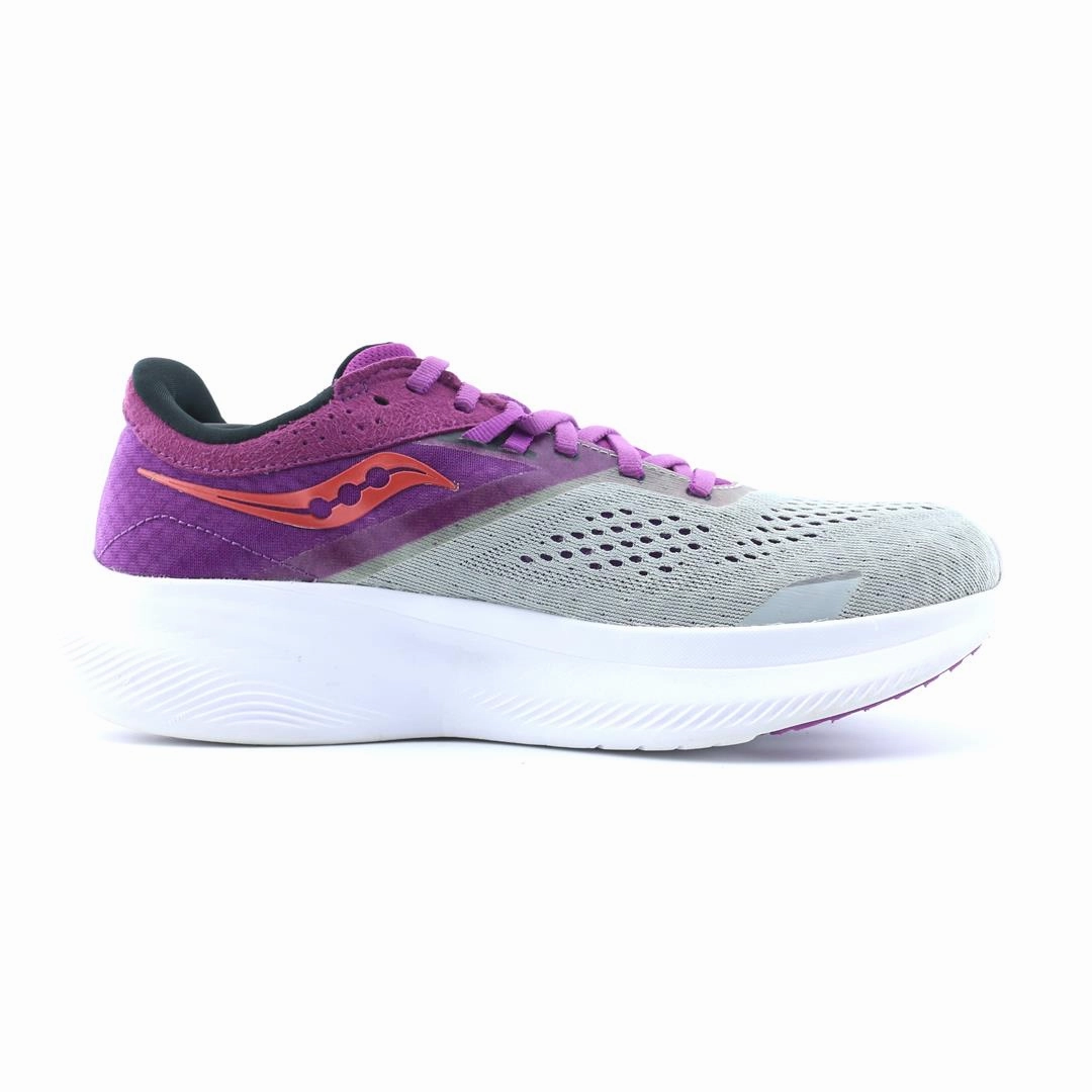 SAUCONY RIDE 16 Saucony running shoe close-ups