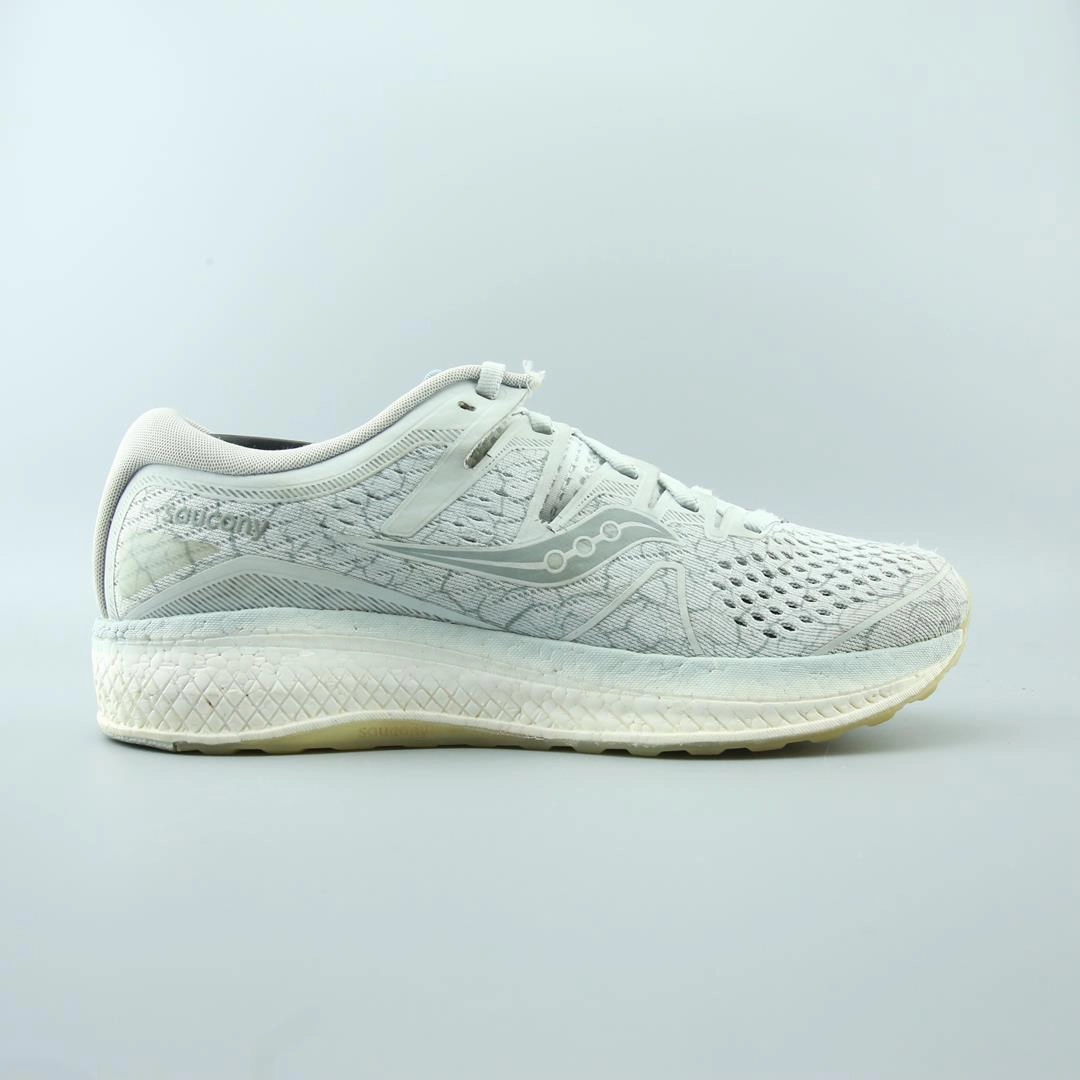 SAUCONY TRIUMPH ISO 5 Saucony running shoe close-ups