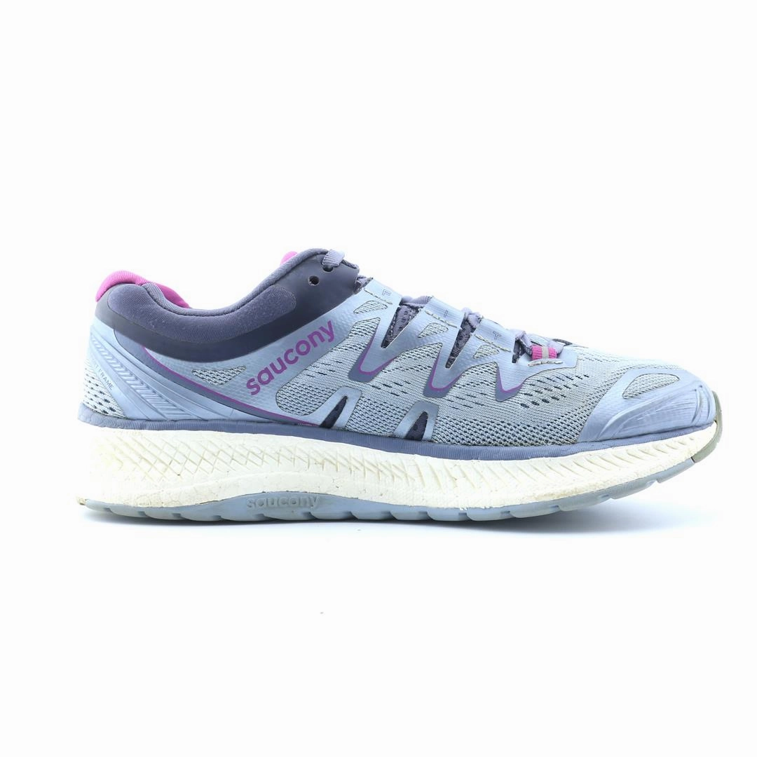 SAUCONY TRIUMPH ISO Saucony running shoe close-ups