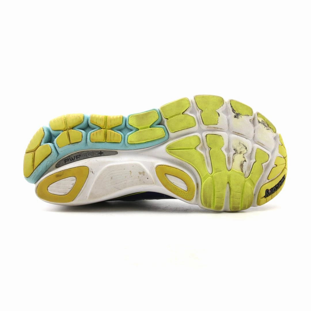 SAUCONY TRIUMPH ISO Saucony running shoe close-ups