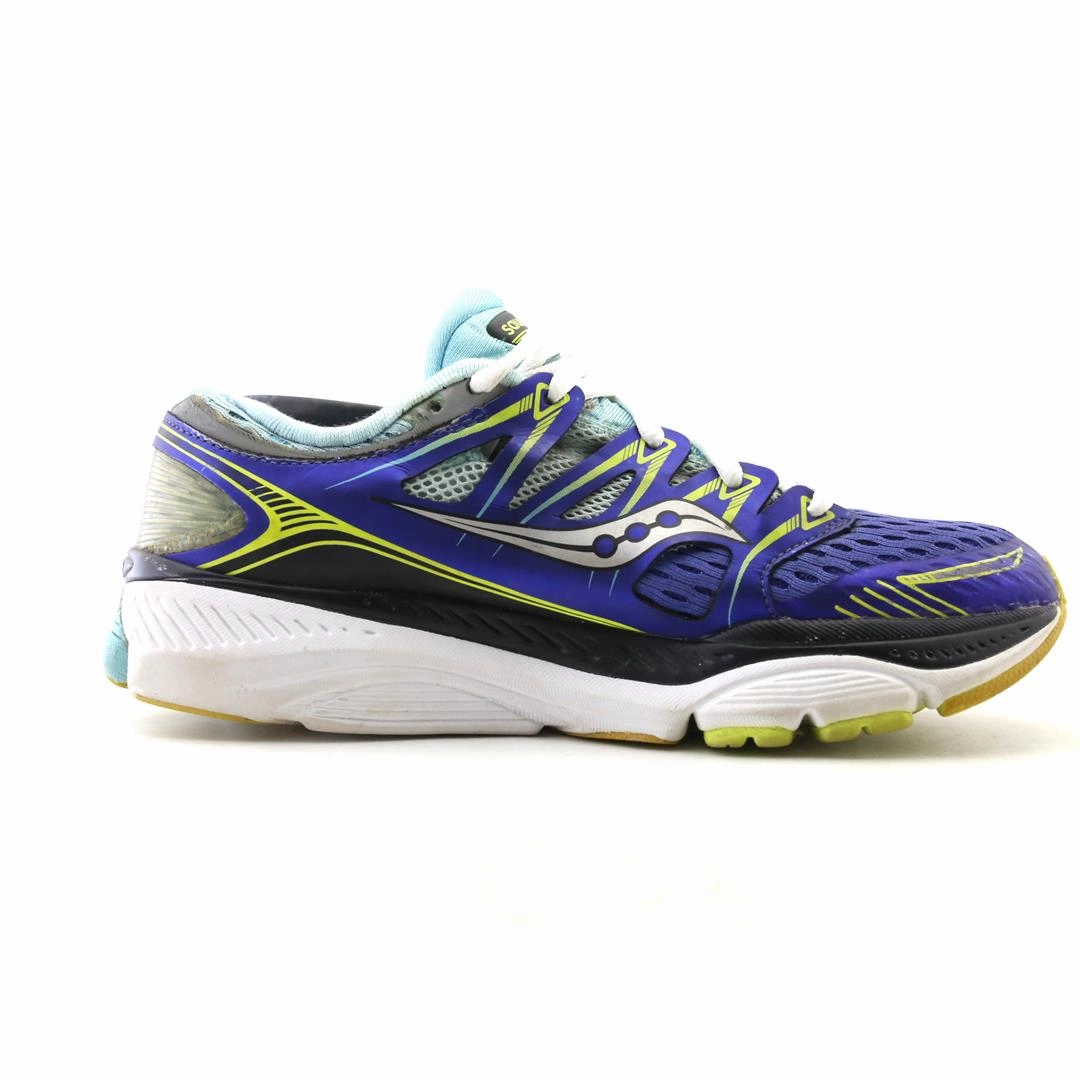 SAUCONY TRIUMPH ISO Saucony running shoe close-ups
