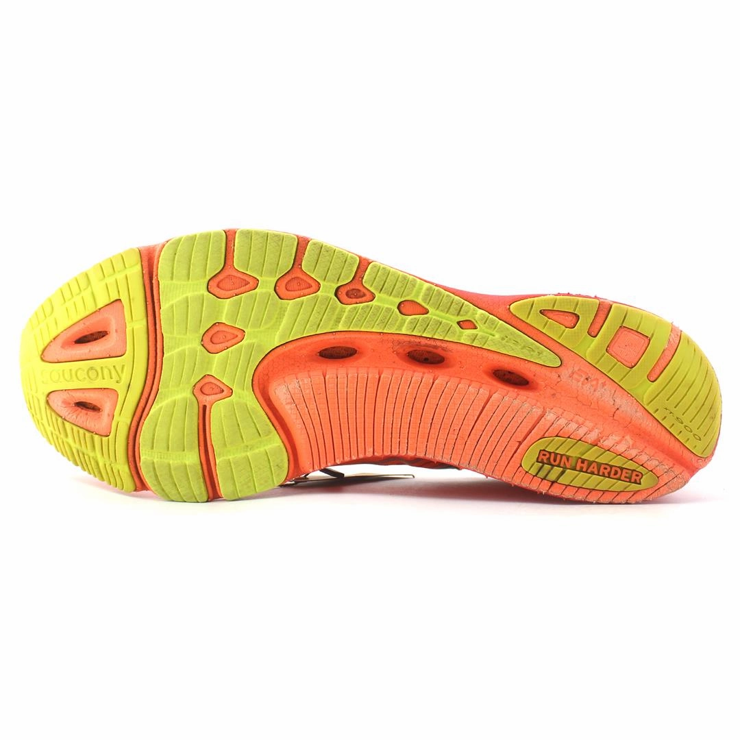SAUCONY  TYPE A6 Saucony running shoe close-ups