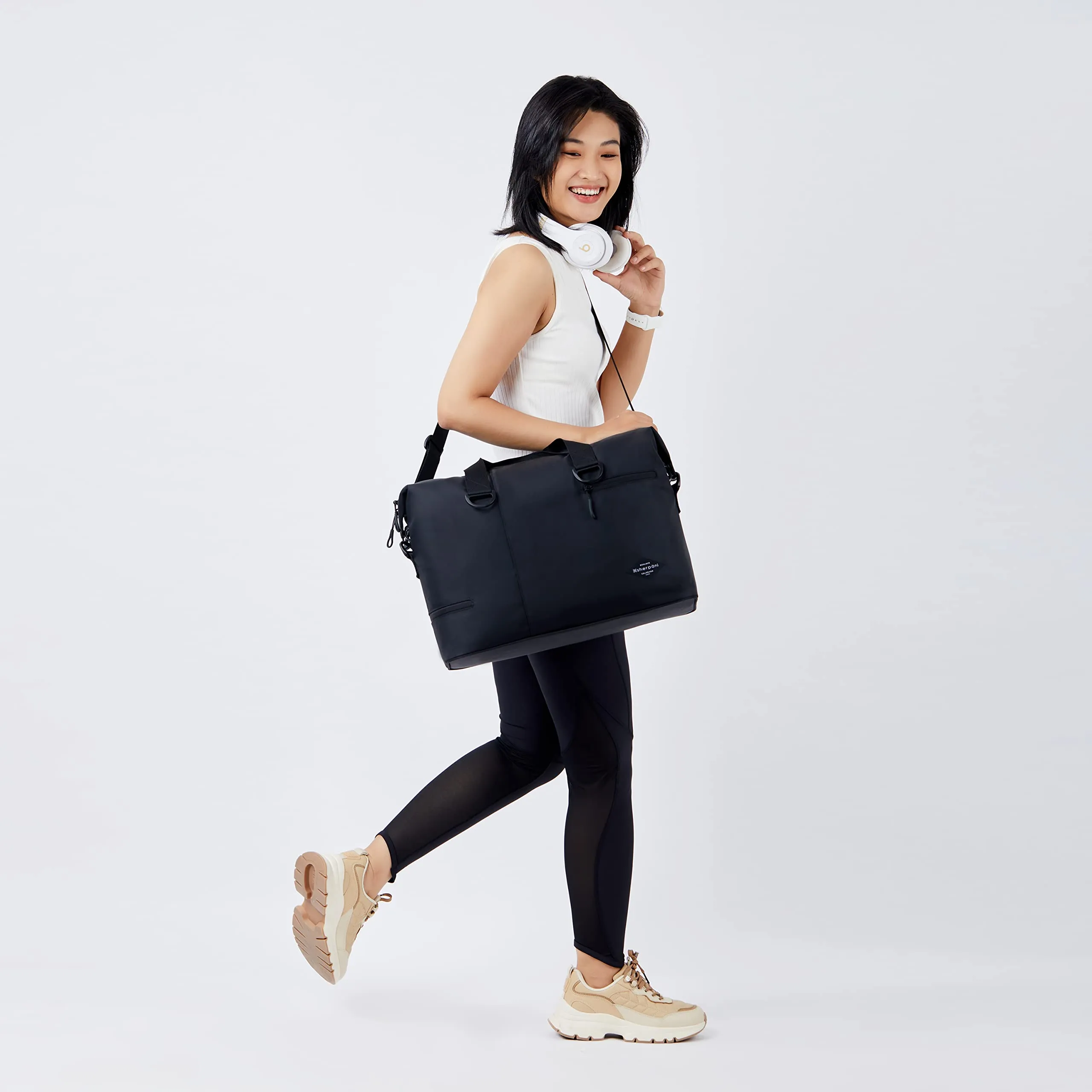 Sherpani Sola Gymbag/Crossbody Bags Sherpani