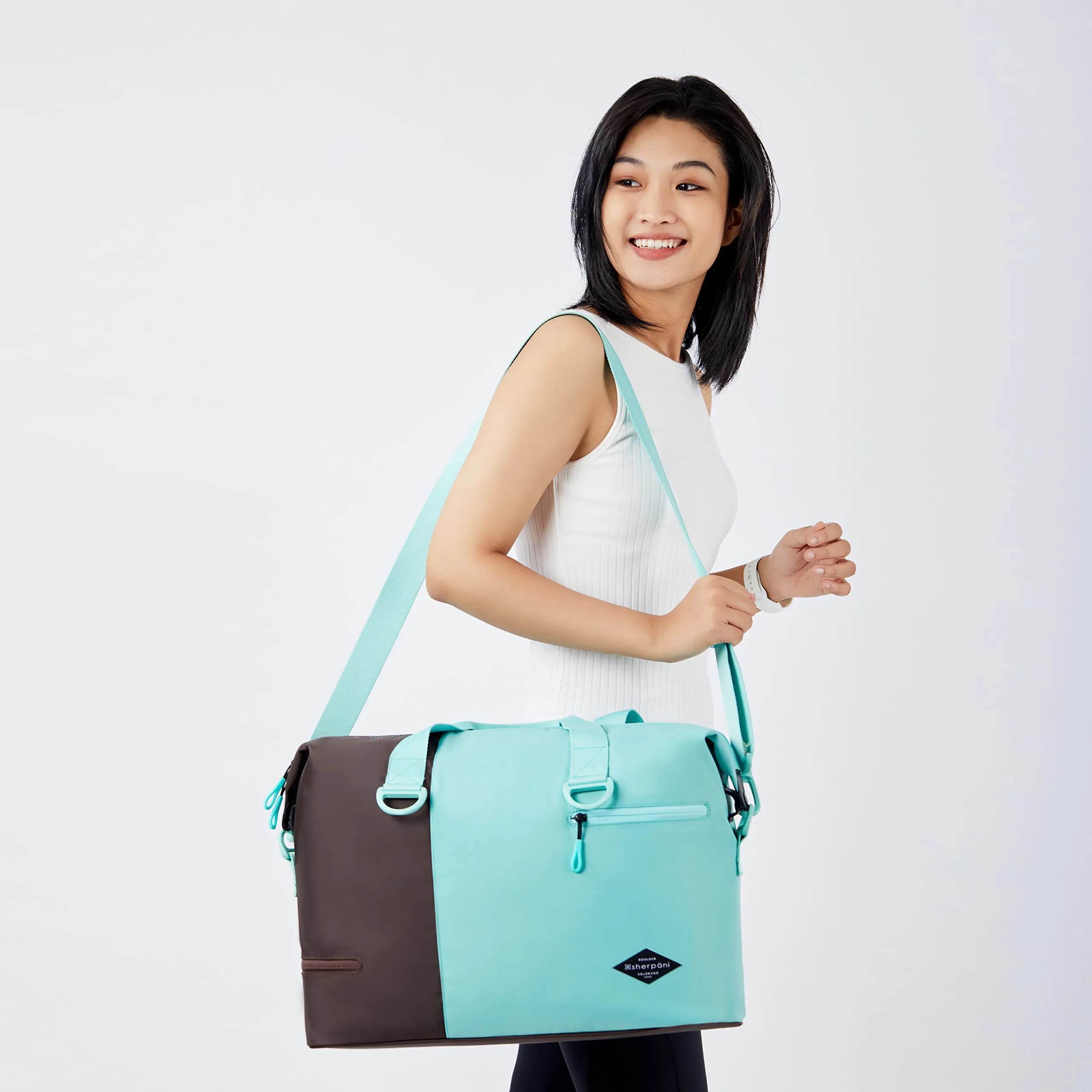 Sherpani Sola Gymbag/Crossbody Bags Sherpani