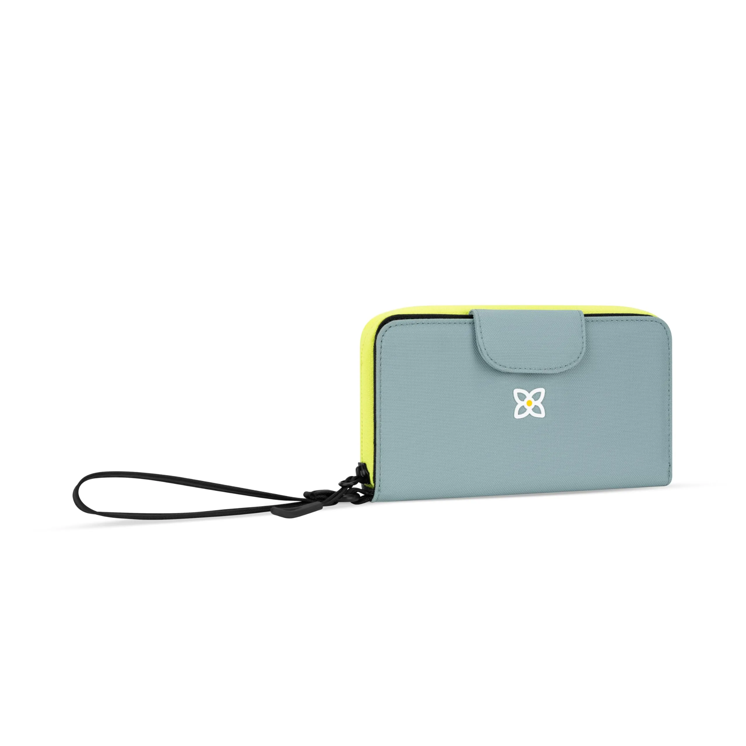 Sherpani Tulum Nylon Large Zip Around RFID Protection Wallet Wristlet Bags Sherpani