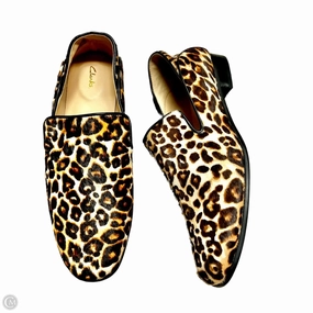 Shoes Flats By Clarks In Animal Print, Size: 7 Clarks leather shoes for daily wear
