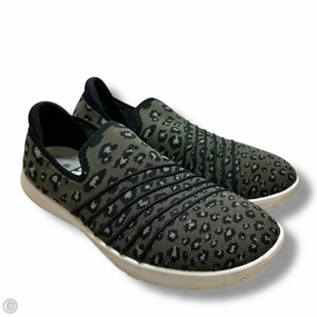 Shoes Flats By Clarks In Animal Print, Size: 9 Clarks leather shoes for daily wear