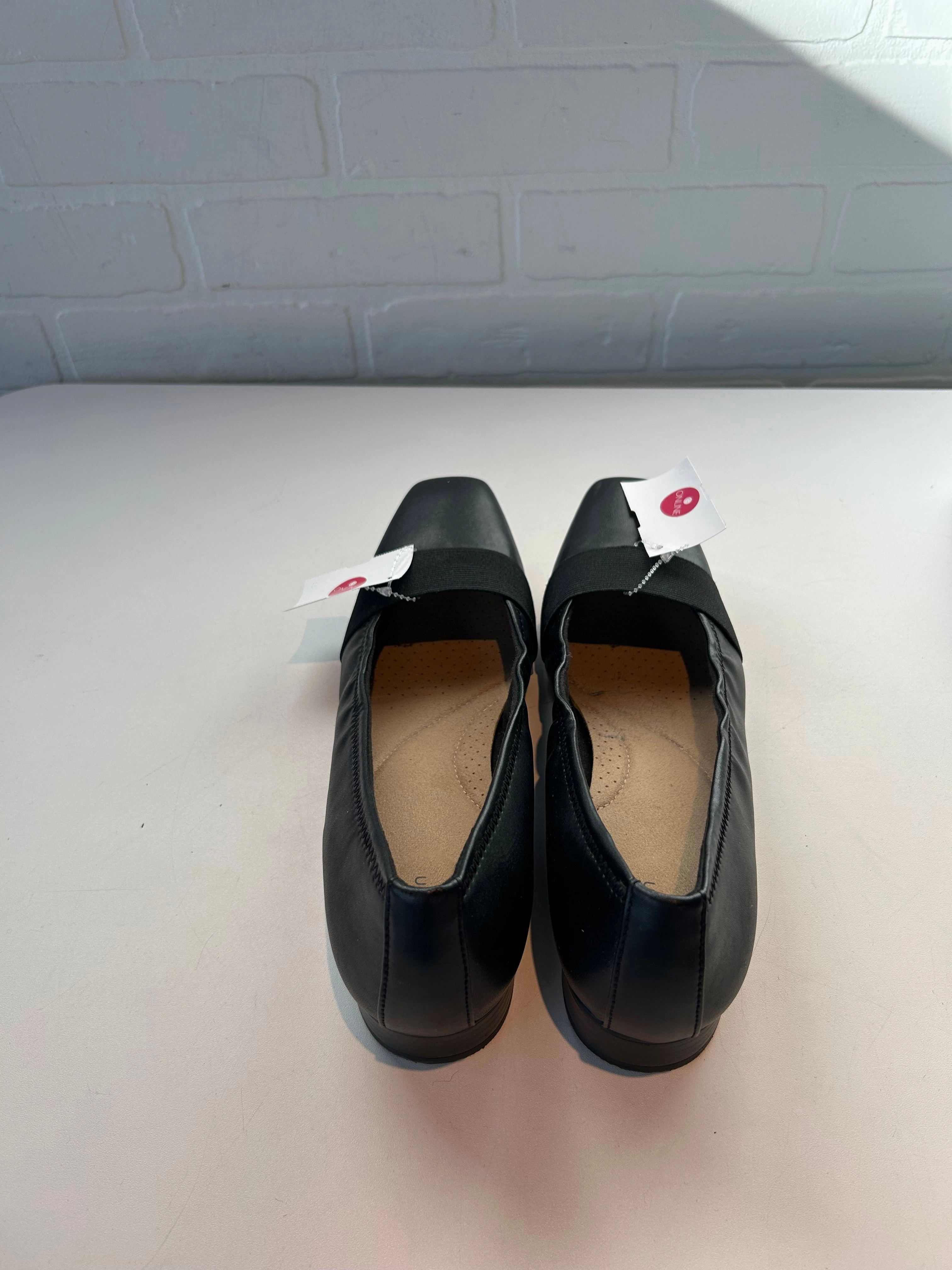 Shoes Flats By Clarks In Black, Size: 9.5 Leather Footwear