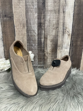 Shoes Flats By Clarks In Brown, Size: 10 Clarks leather shoes for daily wear