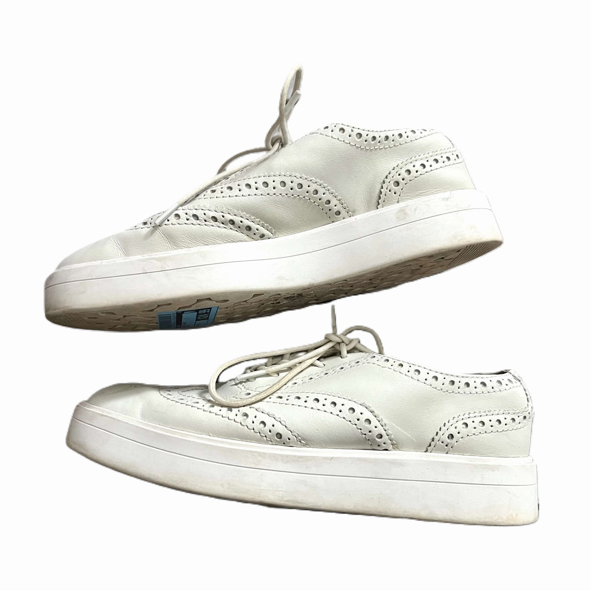 Shoes Flats By Clarks In Cream, Size: 6 Leather Footwear
