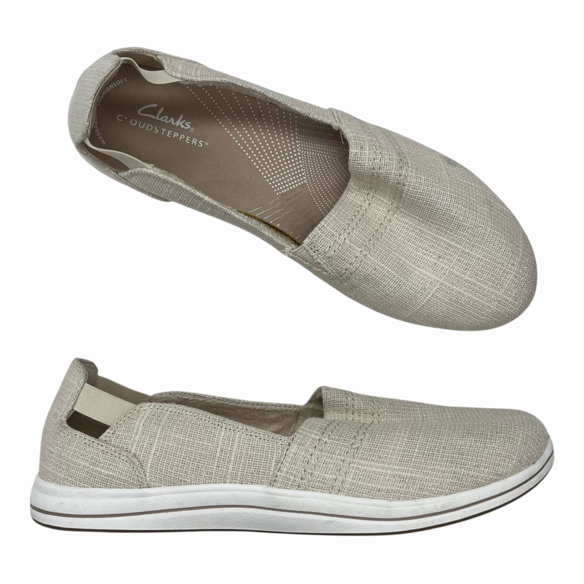 Shoes Flats By Clarks In Cream, Size:9.5 Leather Footwear