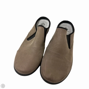Shoes Flats By Clarks In Grey, Size: 9 Clarks leather shoes for daily wear