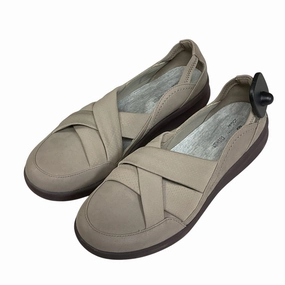 Shoes Flats By Clarks In Tan, Size:9.5 Clarks leather shoes for daily wear