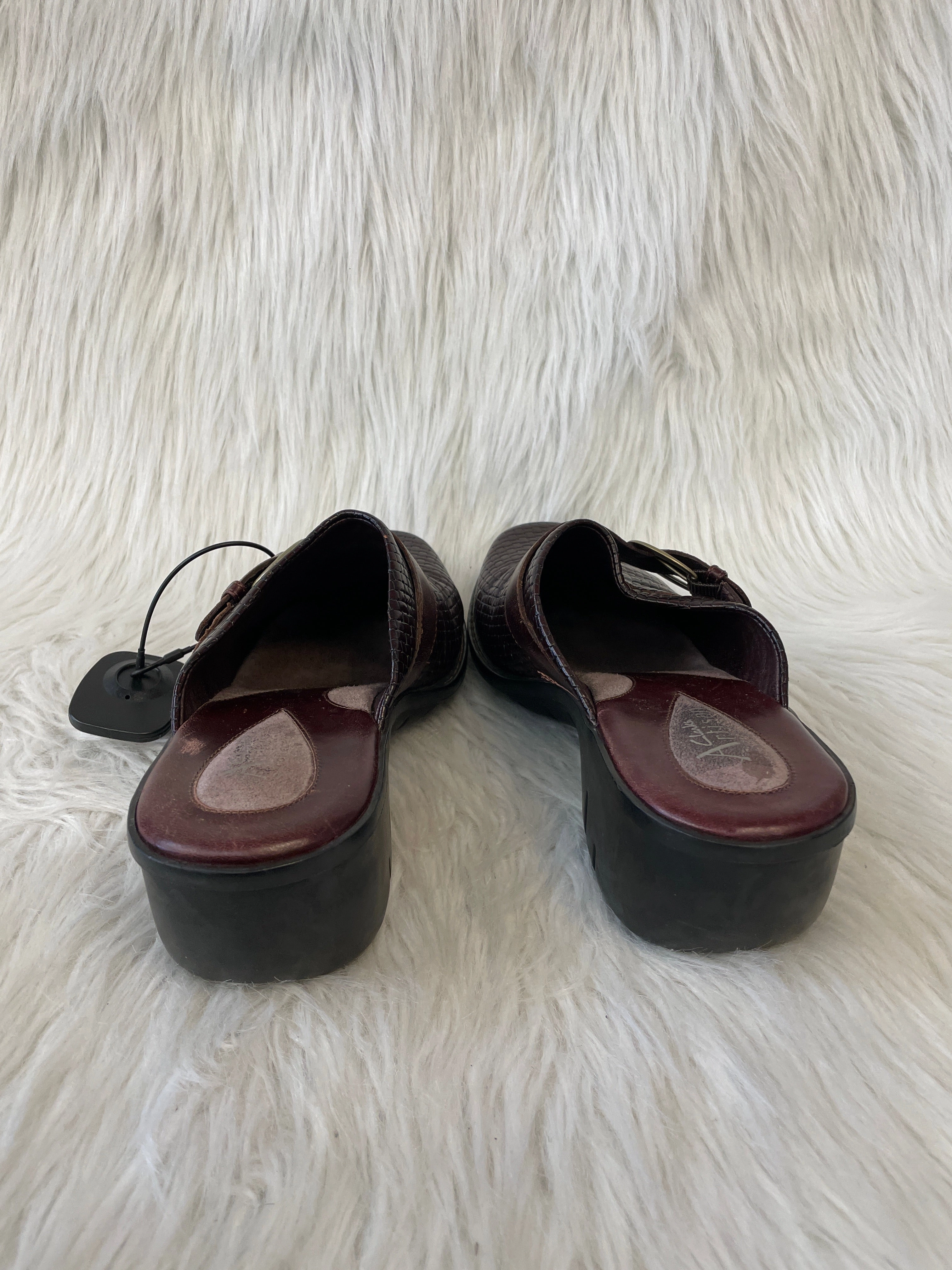 Shoes Heels Wedge By Clarks In Brown, Size: 9.5 Leather Footwear