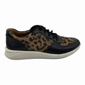 Shoes Sneakers By Clarks In Animal Print, Size:10 Clarks leather shoes for daily wear