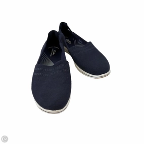 Shoes Sneakers By Clarks In Navy, Size: 10 Clarks leather shoes for daily wear