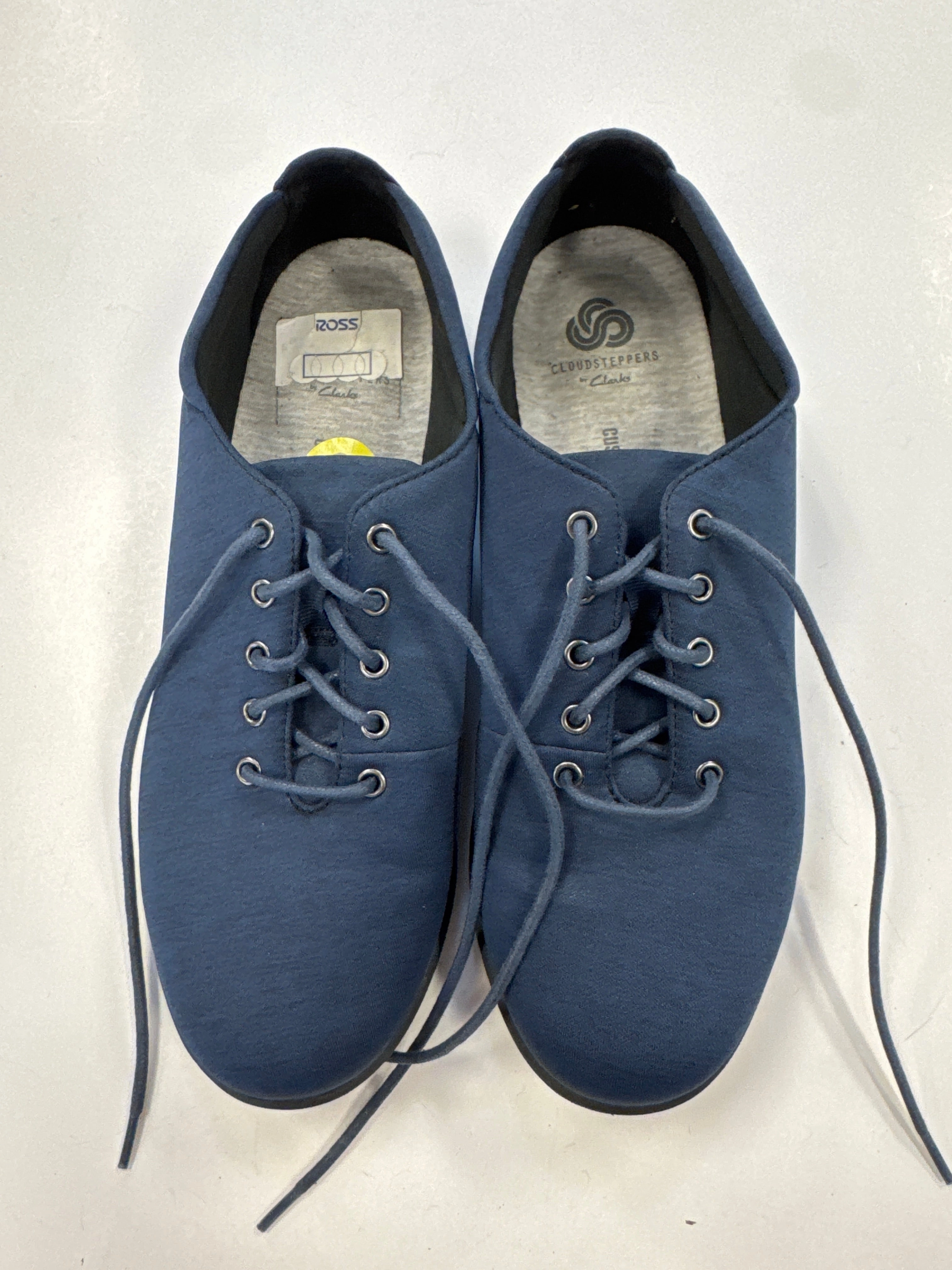 Shoes Sneakers By Clarks In Navy, Size: 9 Clarks leather shoes for daily wear
