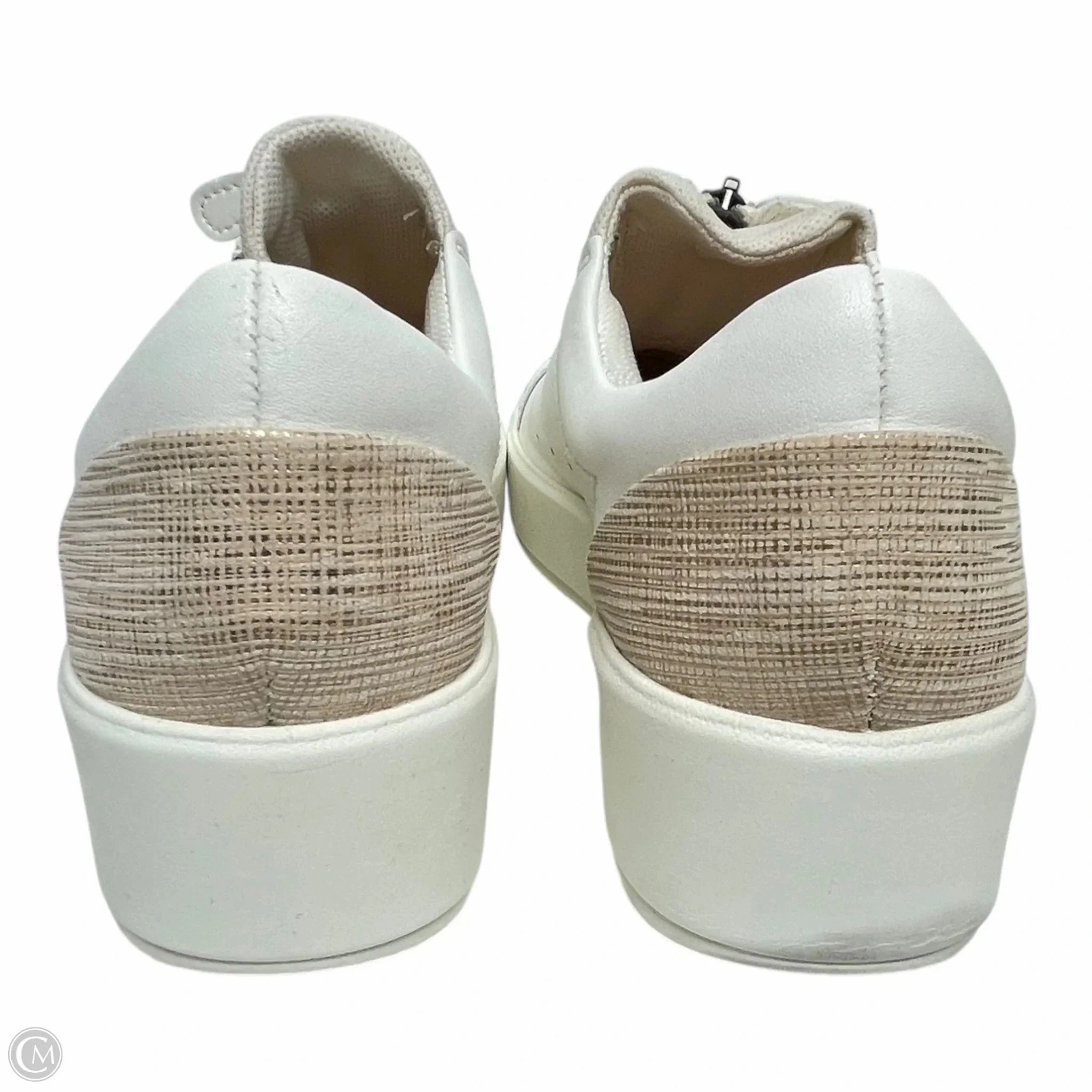 Shoes Sneakers By Clarks In White, Size: 9.5 Leather Footwear