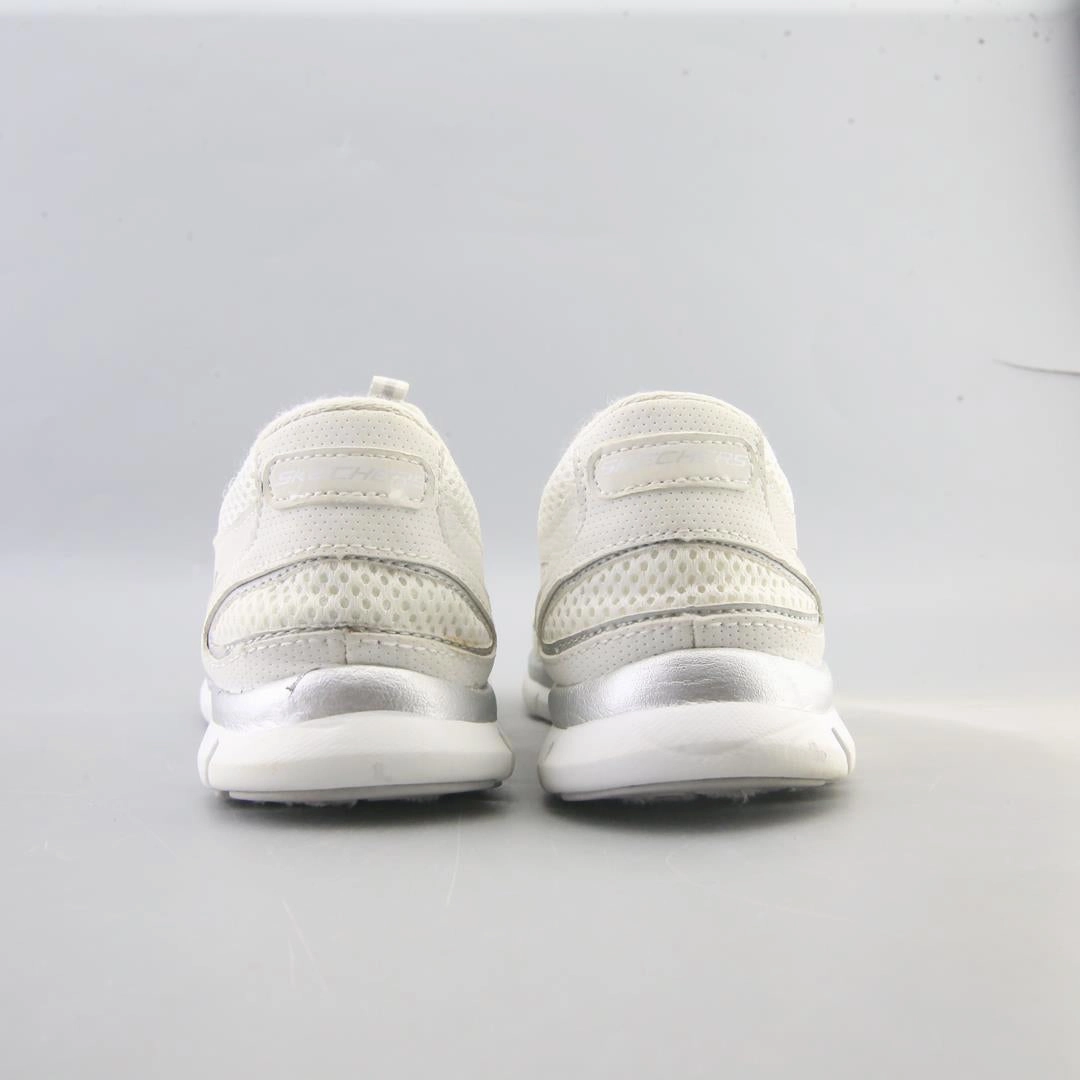 SKECHERS AIR COOLED MEMORY FOAM Skechers shoe design snapshots