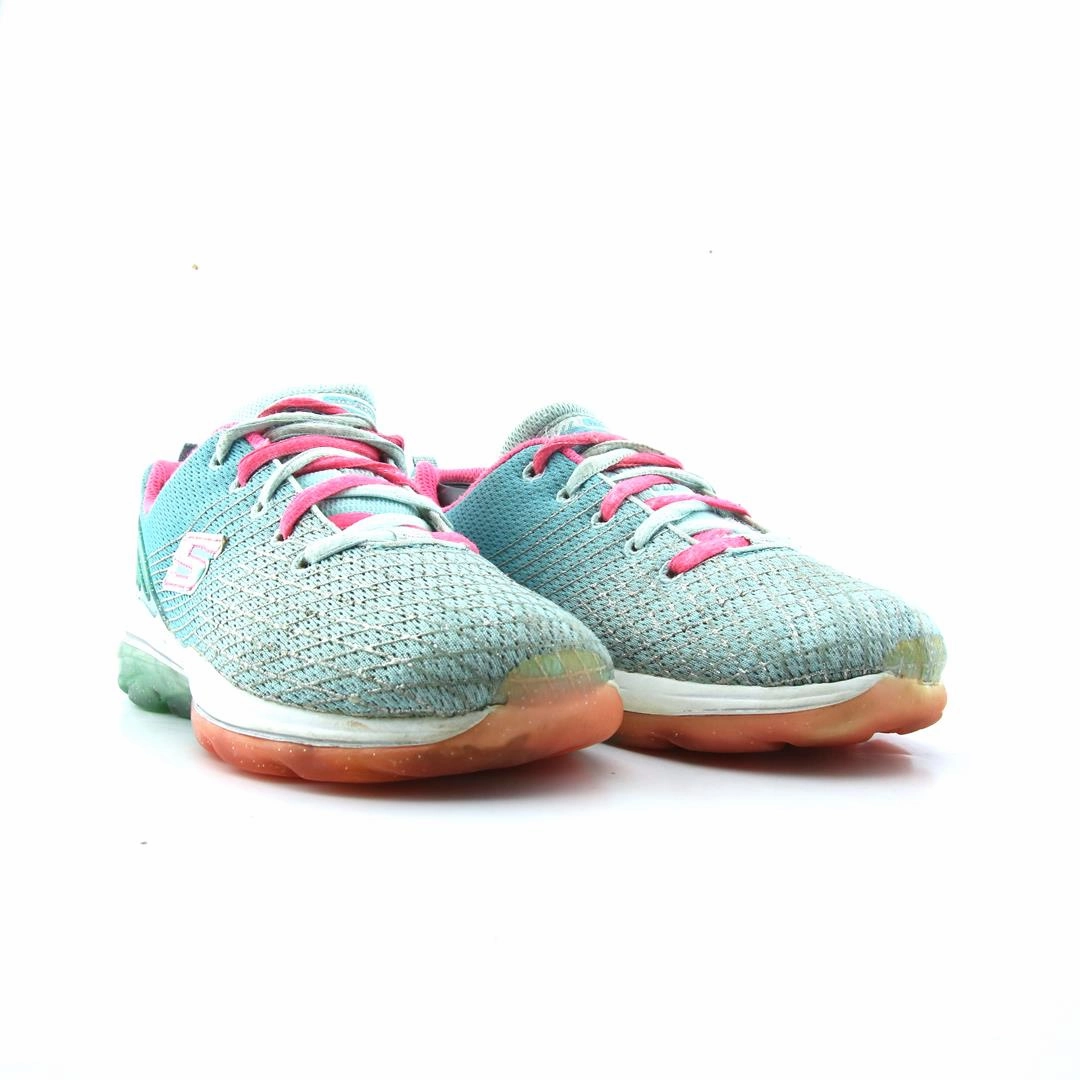 SKECHERS AIR DELUXE Skechers comfortable shoe styles