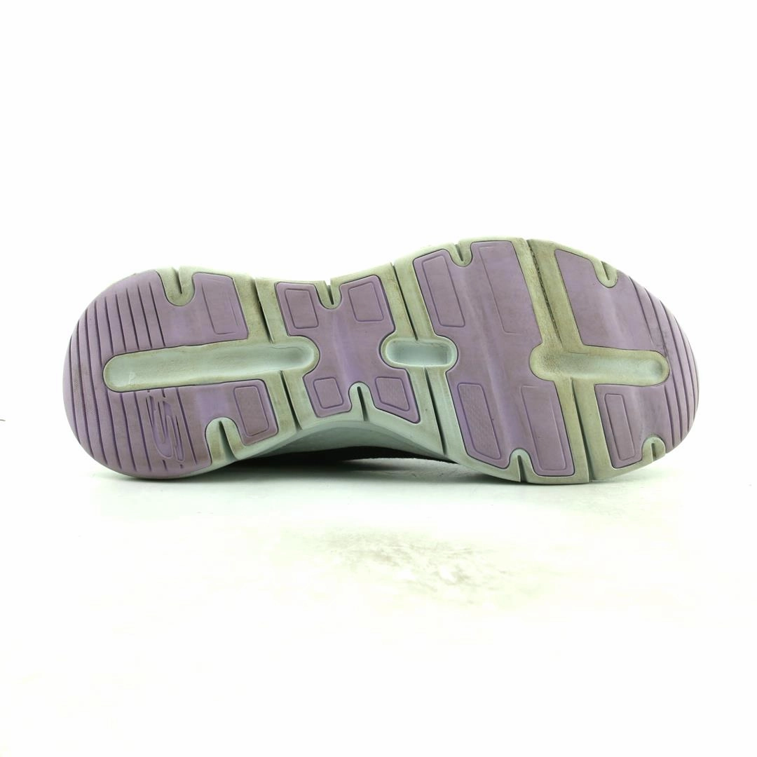 SKECHERS ARCH FIT - COMFY WAVE Skechers shoe design snapshots