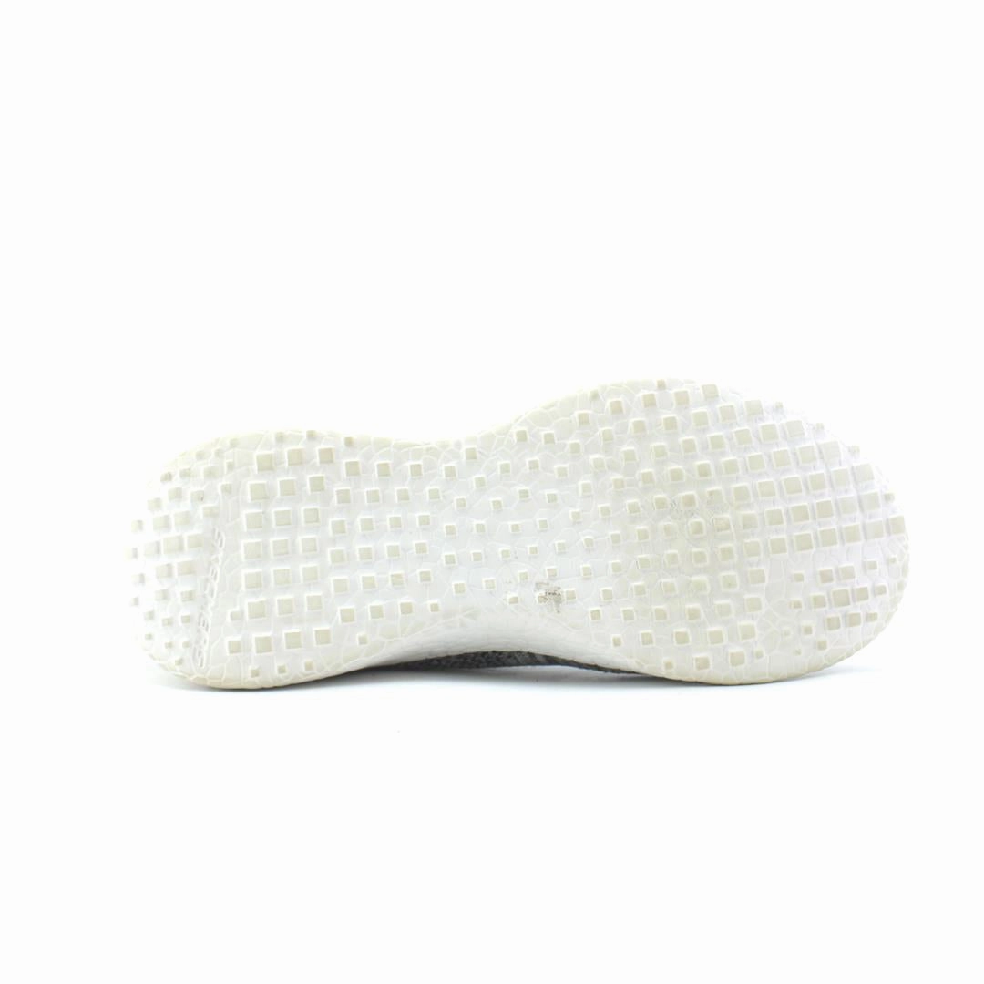 SKECHERS BURST Skechers shoe design snapshots