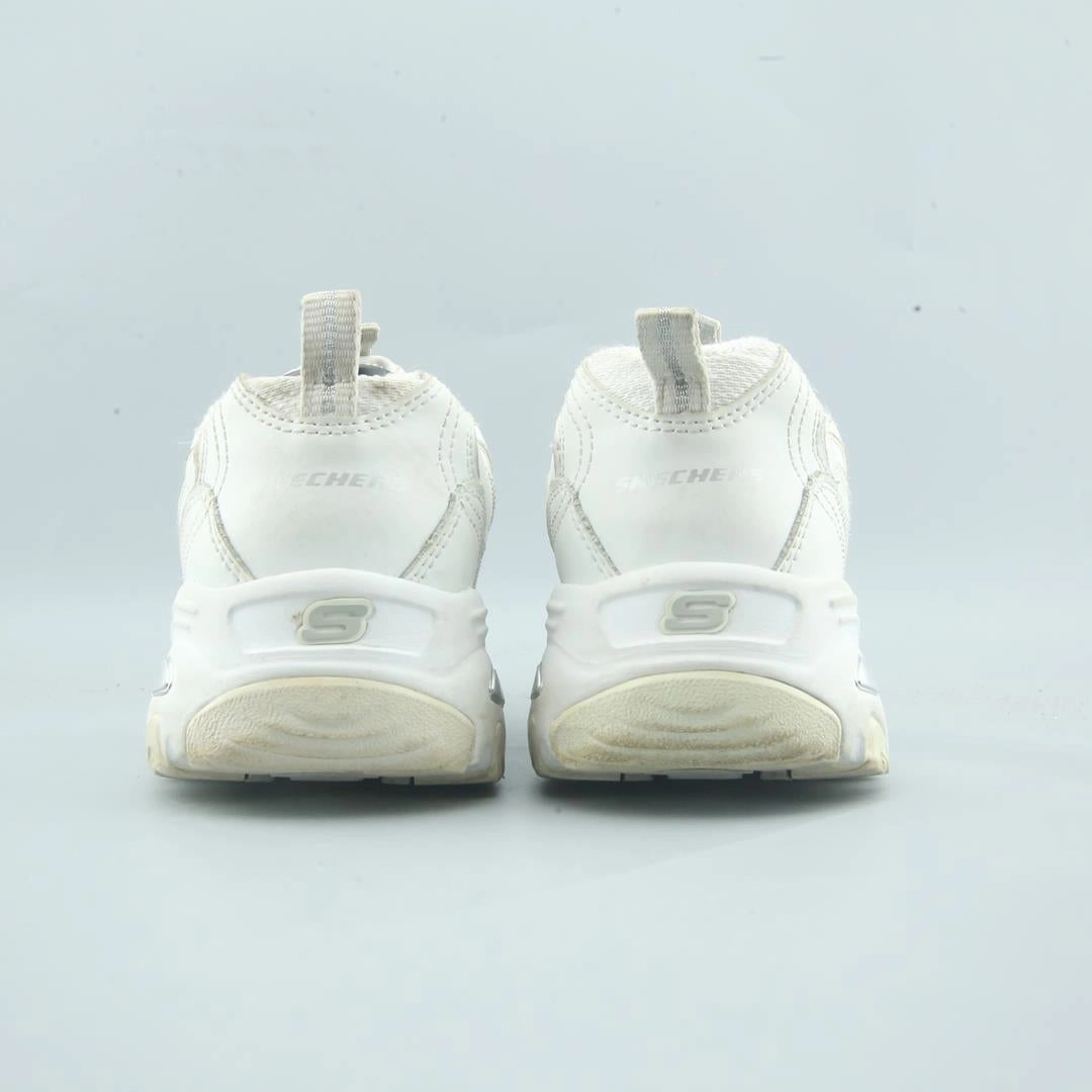 SKECHERS D'LITES - FRESH START Skechers everyday footwear shots