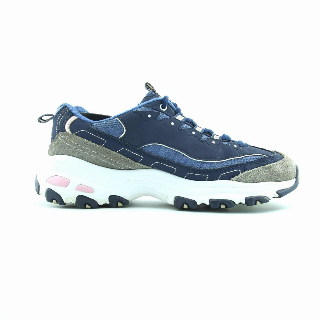SKECHERS D'LITES Skechers everyday footwear shots